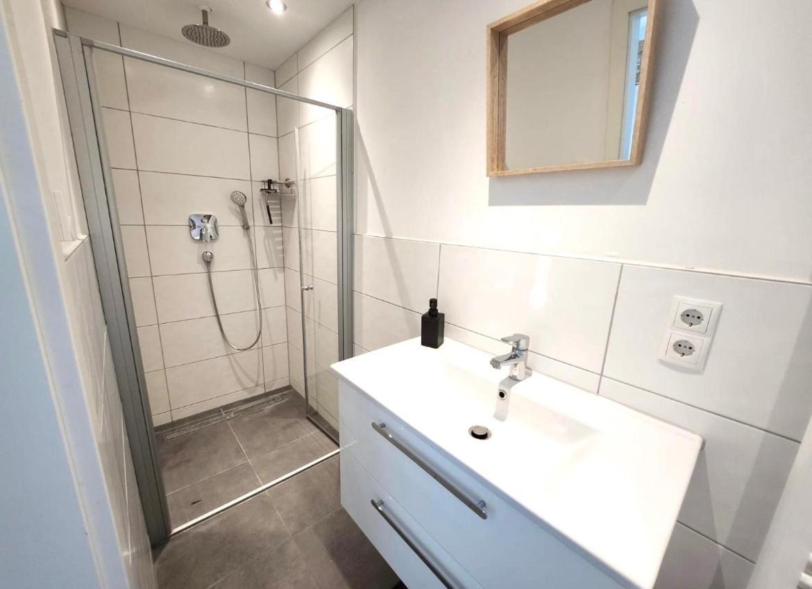 Modernes Apartment Mit Wifi, Aufzug & Kostenlos Parken El-Living Augsburg Dış mekan fotoğraf